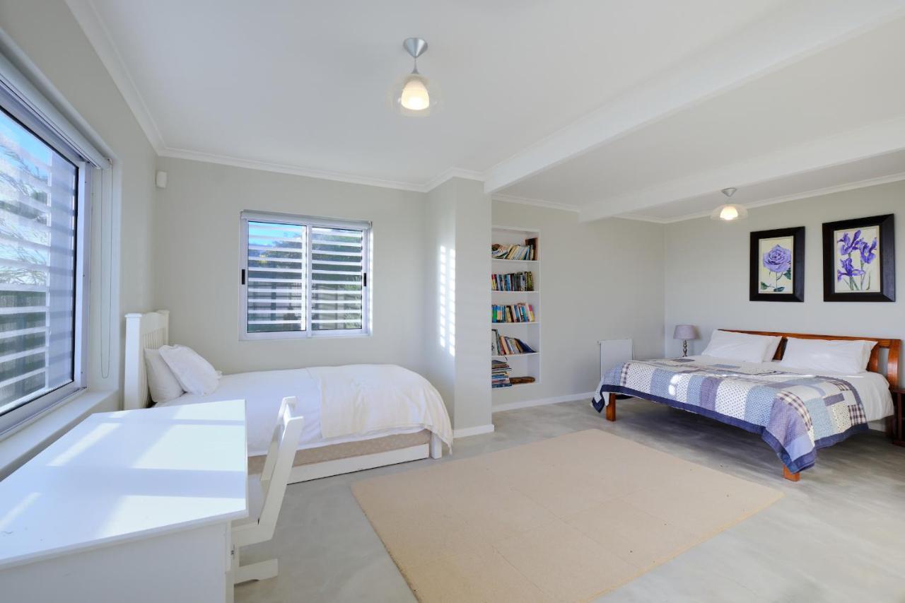 Bahari Villa Simonʼs Town Kültér fotó